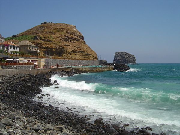 Porto da Cruz photo 3