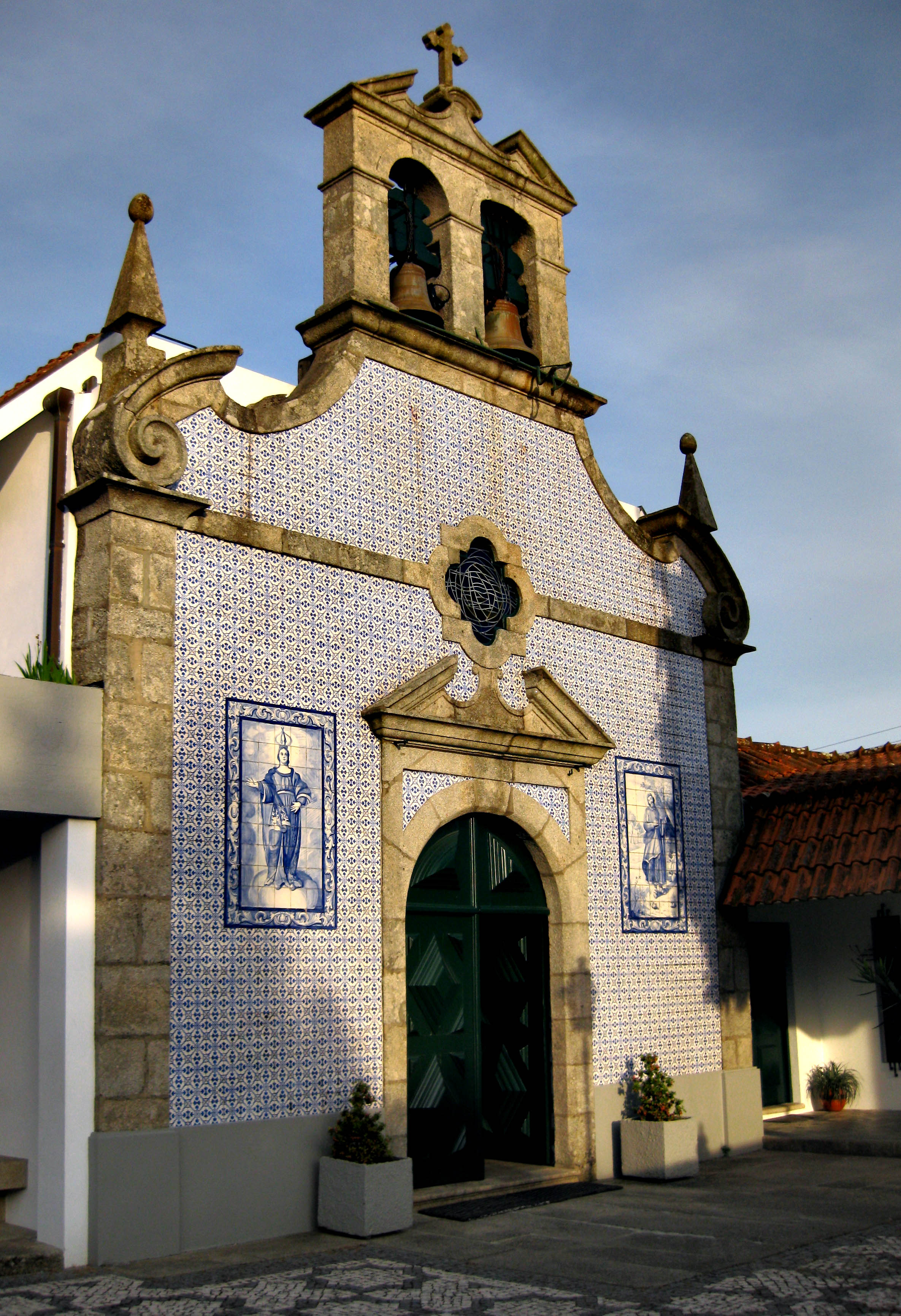 Santa Maria de Avioso, Porto