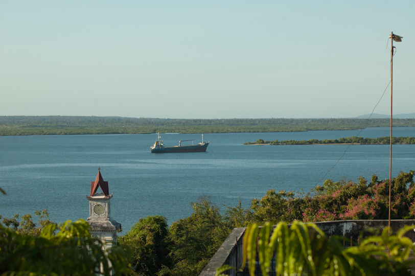 Tanga Bay photo 3