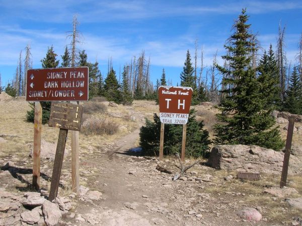 Sidney Peaks photo 2