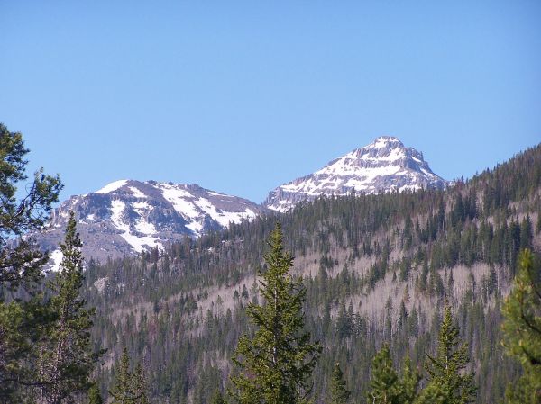 Pyramid Peak photo 2