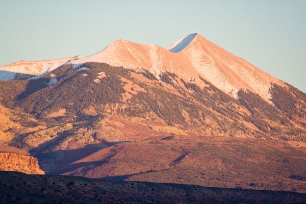 Mount Tukuhnikivatz, Utah